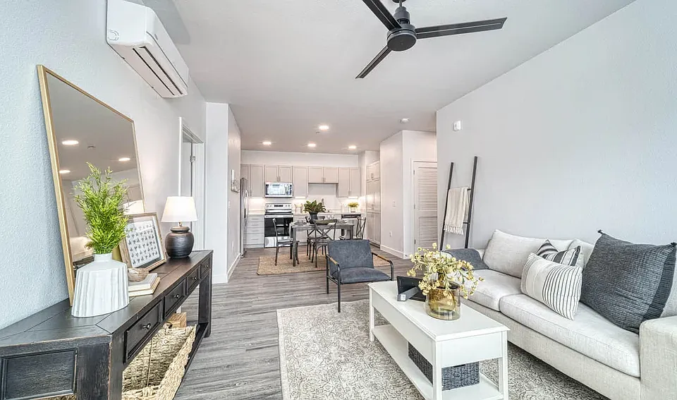 Block Fifty-4 Apartments