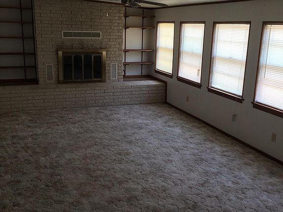 2nd image of 9808 Lockerbie Ave