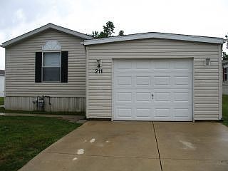 2nd image of 211 Woodland Trails Dr