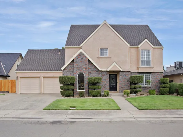 2925 Park Oak Dr, Lodi, CA 95242