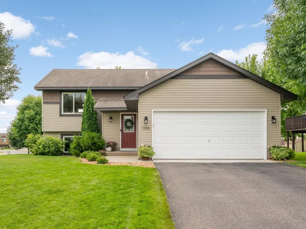 1358 Birch Dr, Mayer, MN 55360