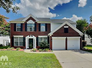 6091 Roseway Ct, Harrisburg, NC 28075