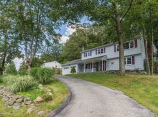 13 Warren Ct, Sparta, NJ 07871