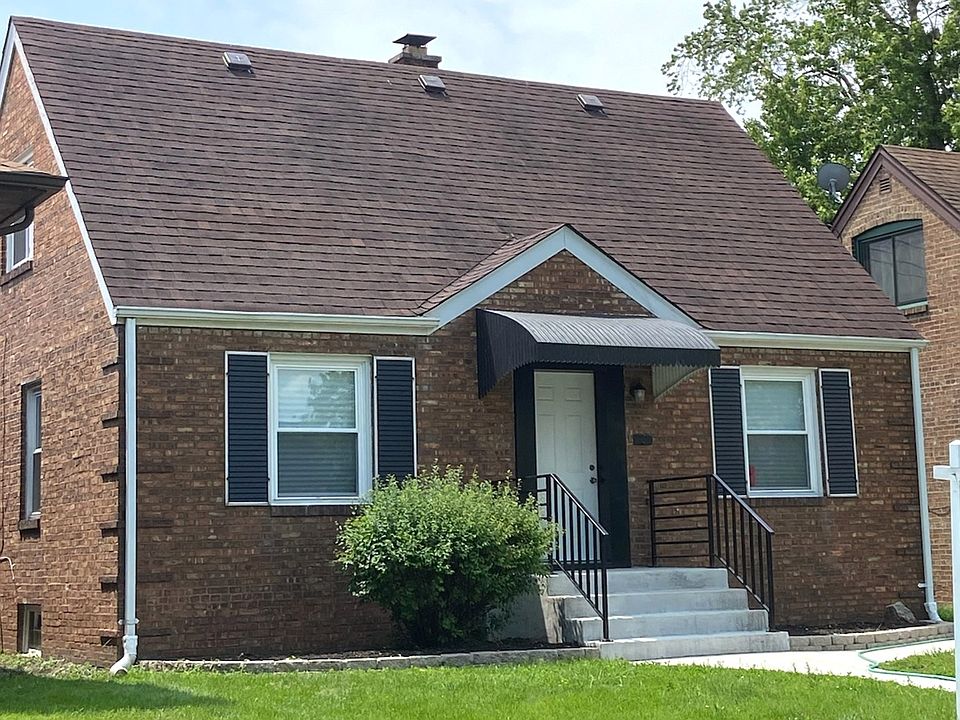 2nd image of 413 Webb St