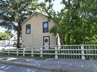 236 Northside Dr, Bennington, VT 05201