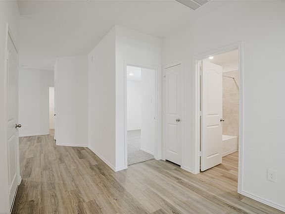 5th image of 14719 Evergreen Orchards Ln