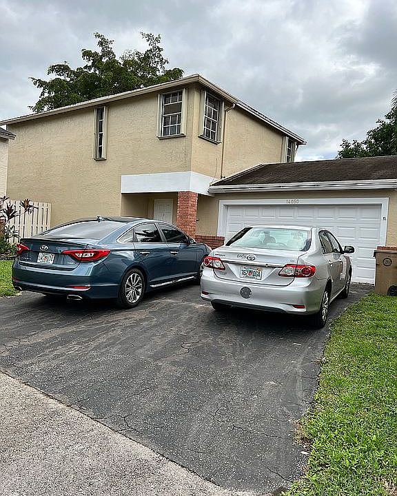 1st image of 14050 Langley Pl