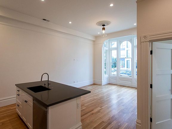 5th image of 1191 Valencia St #1191B