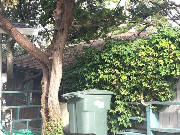 2nd image of 1822 Oak Knoll Dr