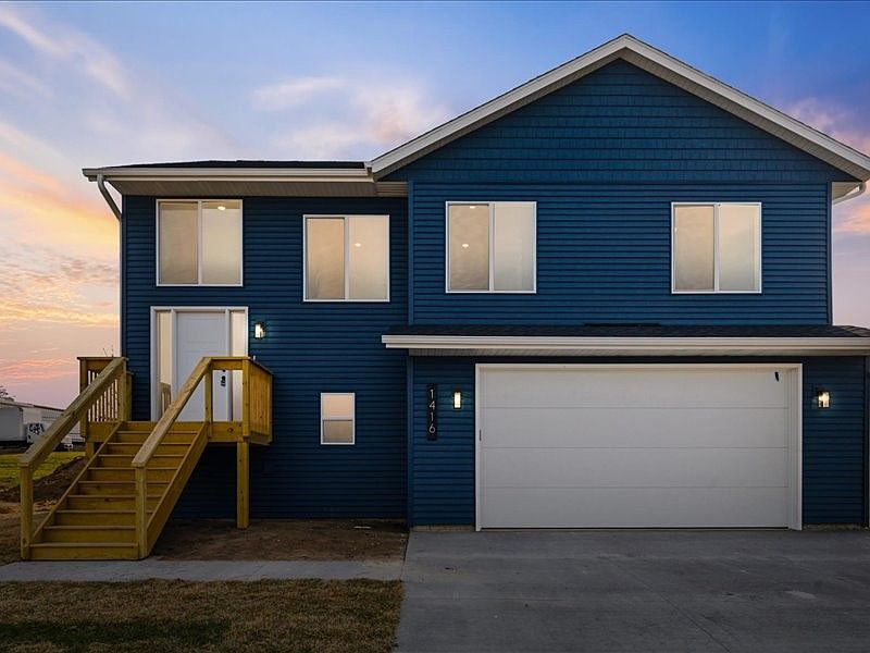 1st image of 3111 Gingko Ln