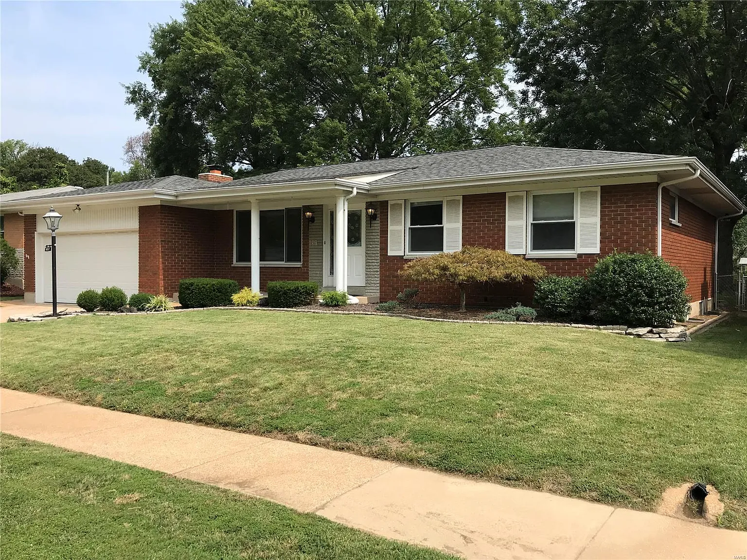 657 Damascus Dr photo 1