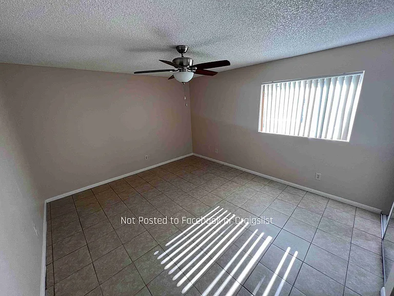 3639 44th St #5 — Photo 16