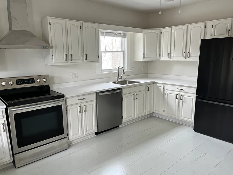 17 Linden Pl #2 — Photo 14