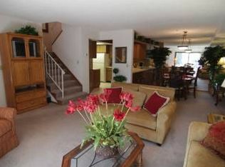 16893 Saddlewood Trl, Minnetonka, MN 55345