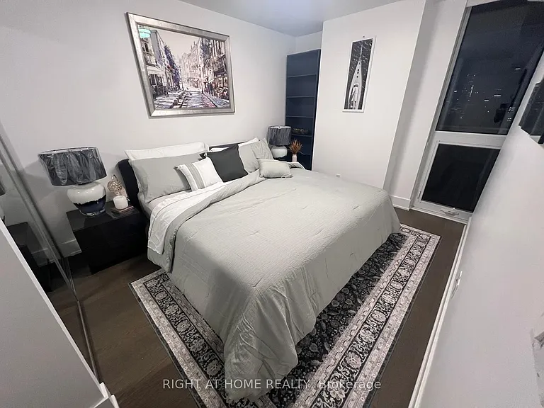 200 Bloor St W #1604 — Photo 10