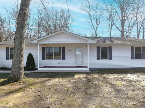 45043 Nolan Ct, Hollywood, MD 20636