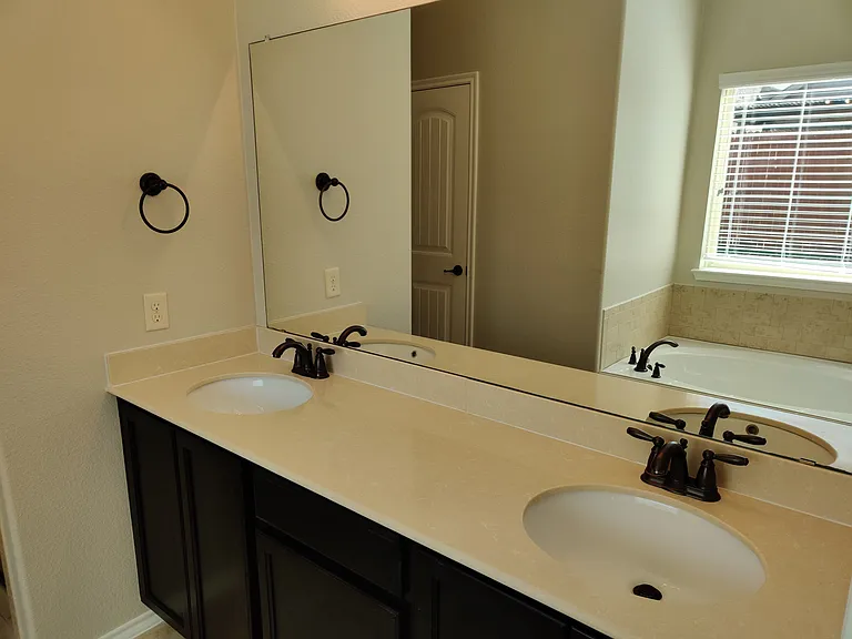 9901 Pronghorn Rd — Photo 15