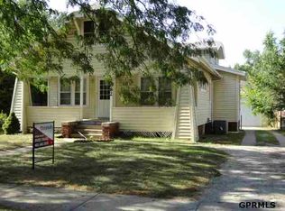 2882 Read St, Omaha, NE 68112