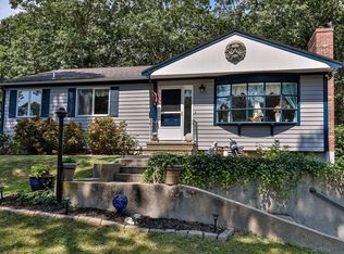 9 Highland Ave, North Falmouth, MA 02556
