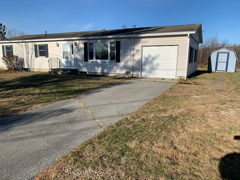 2 Uscg Housing Dr — Photo 23