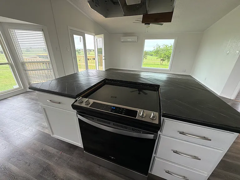 3961 FM 2331 — Photo 11