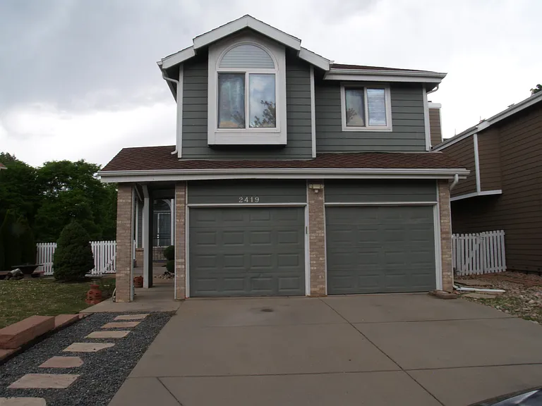 2419 S Gray Dr — Photo 1