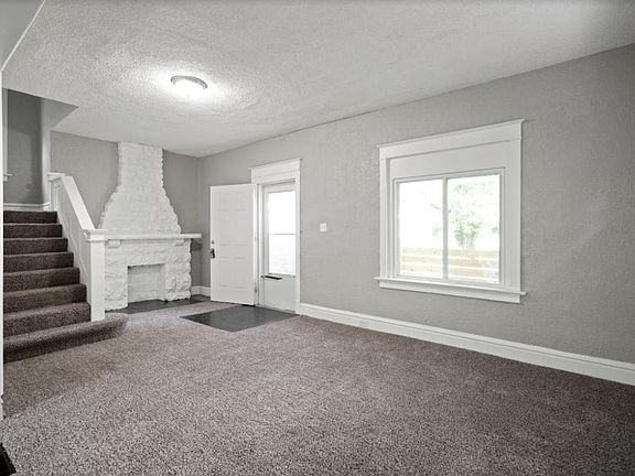 3rd image of 3944 Bellefontaine Ave