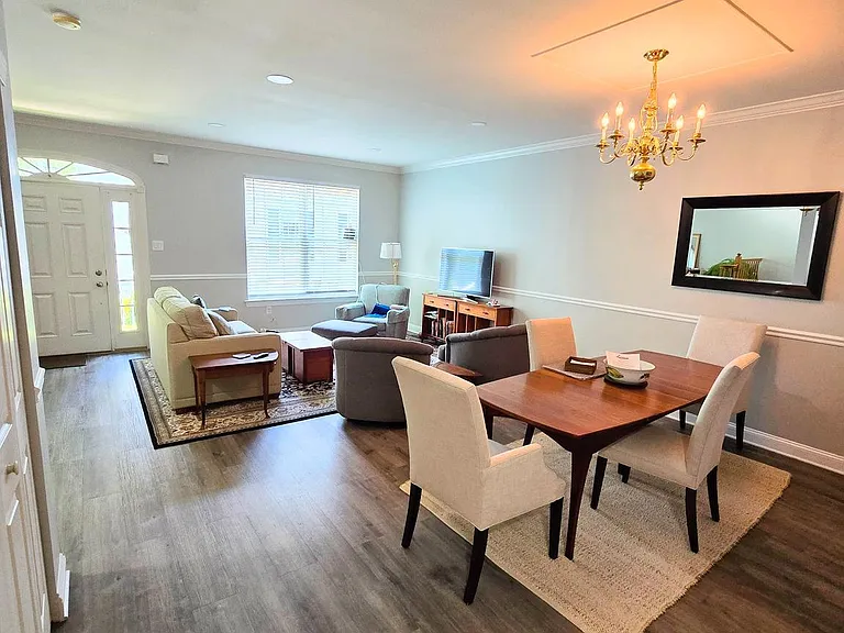 110 Lantern Dr — Photo 5