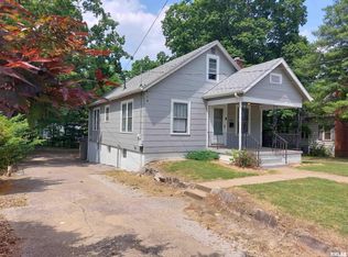 1918 Richview Rd, Mount Vernon, IL 62864