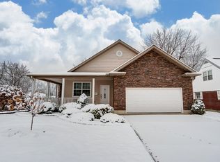 627 Ridge Rd, Lebanon, OH 45036