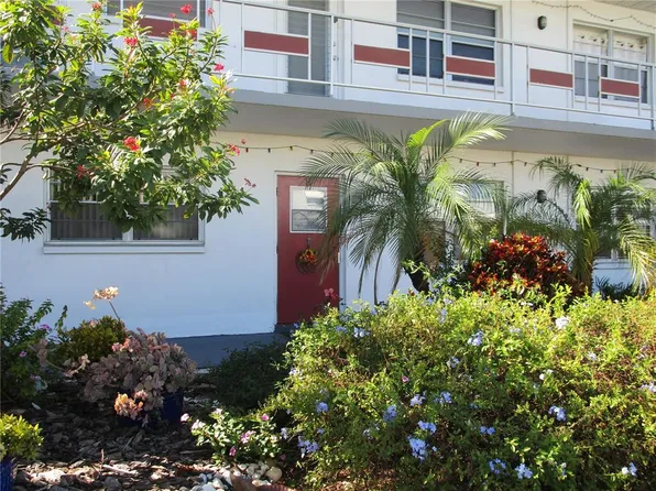 5850 18th St N APT 8, Saint Petersburg, FL 33714