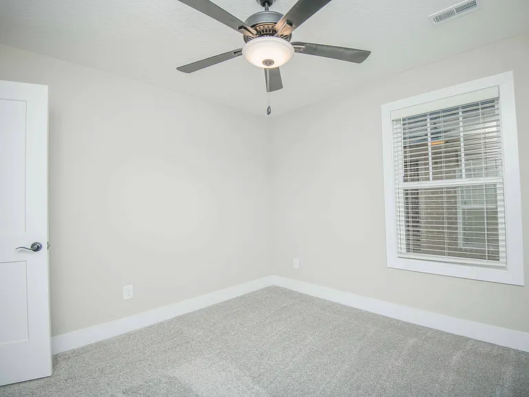 7230 Sassafras Way — Photo 22