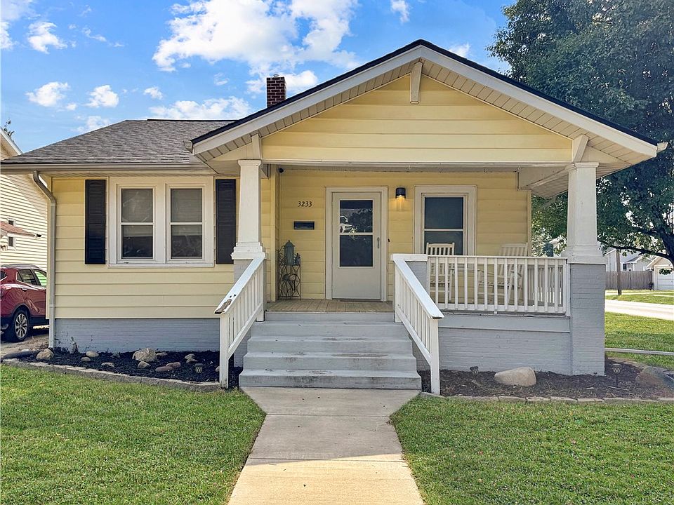1st image of 3233 Champaign Ave