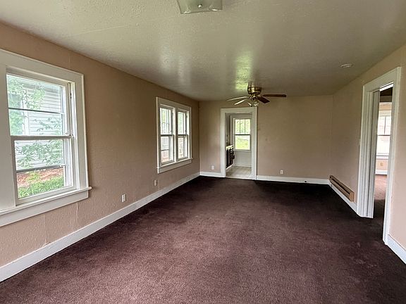 4th image of 609 N Oklahoma Ave