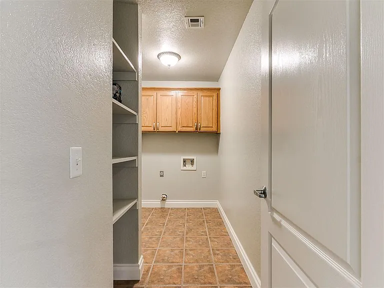1305 Melisa Dr — Photo 38