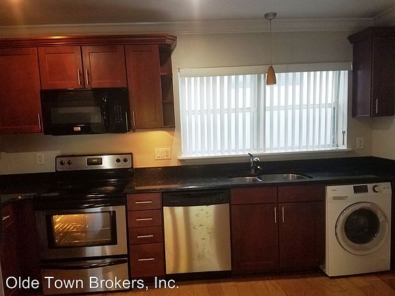 5th image of 1303 E Gore St APT 4