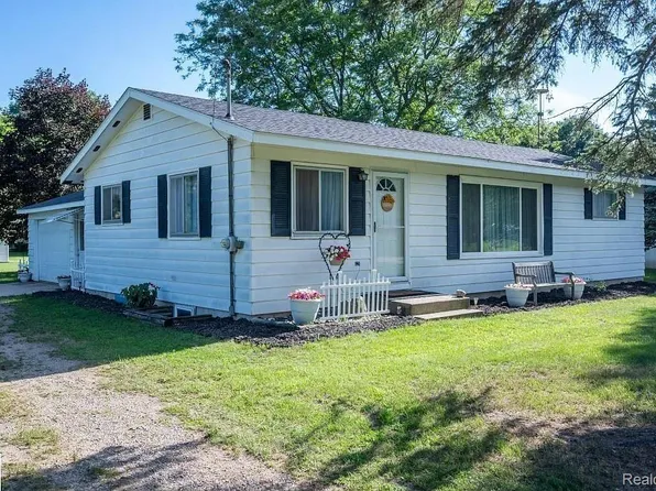 6365 W Airline Rd, Weidman, MI 48893