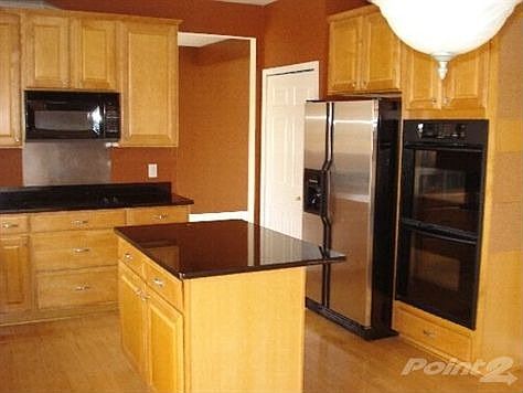 3rd image of 18129 Cascade Dr #17
