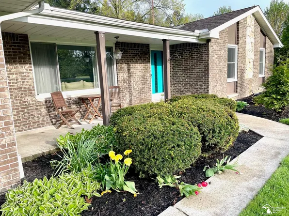 9601 Crabb Rd, Temperance, MI 48182