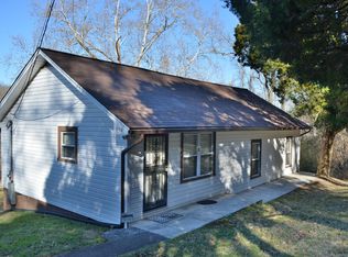 3925 NE Brown Gap Rd, Knoxville, TN 37918