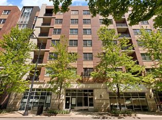 873 N Larrabee St APT 409, Chicago, IL 60610