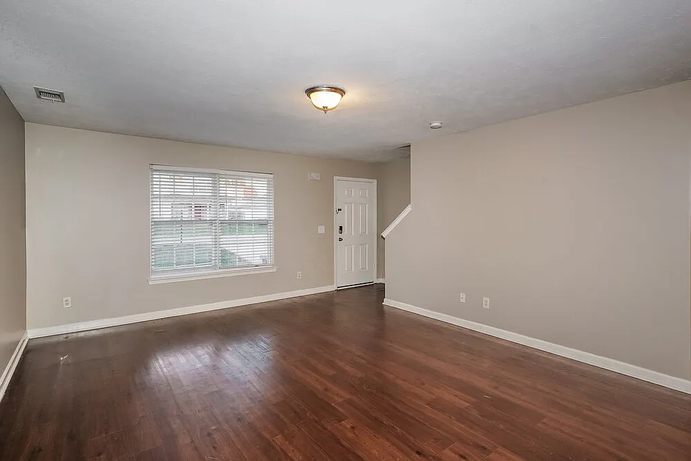 4 bed, 2.5 bath, 2178 sqft, $2,235 — Photo 4