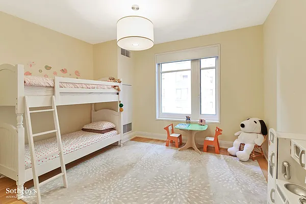 Sold by Sotheby's International Realty | media 21