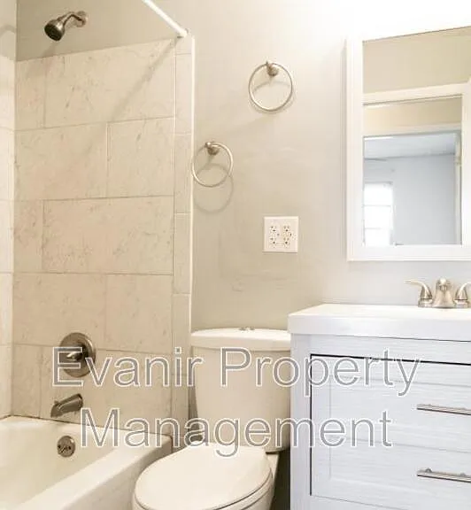790 Branford Rd — Photo 8