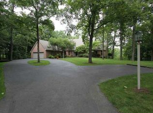 58 Back Bay Rd, Bowling Green, OH 43402