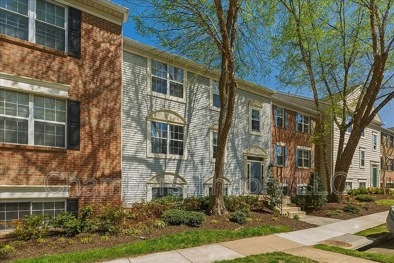 Building Photo - 12006 Golf Ridge Ct #302