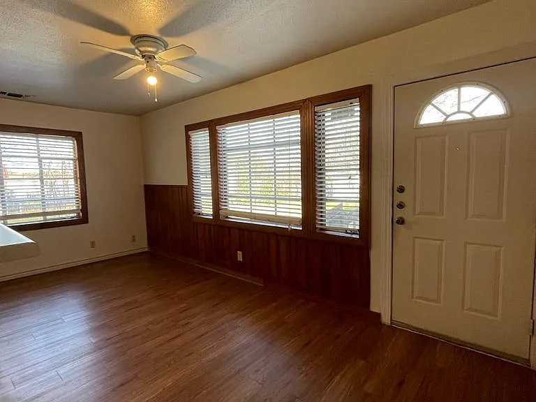 108 Austin St #A — Photo 2
