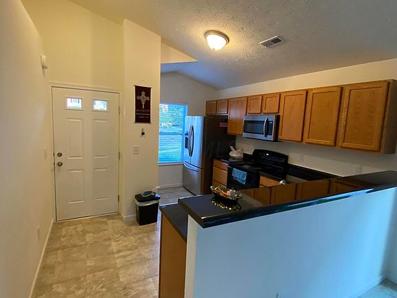 4th image of 2755 Penzance Pl