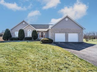 10305 Vanderkarr Rd, Hebron, IL 60034