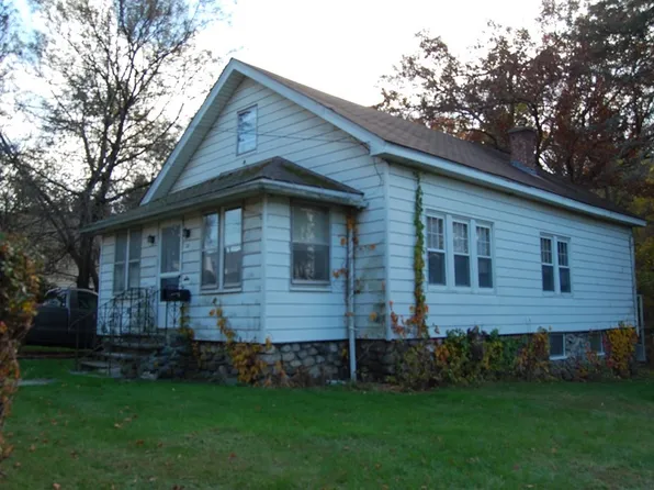 22 Winnipeg St, Worcester, MA 01607